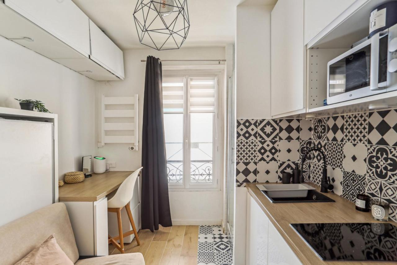 Small Comfortable Studio Near Eiffel Tower Paris Ngoại thất bức ảnh