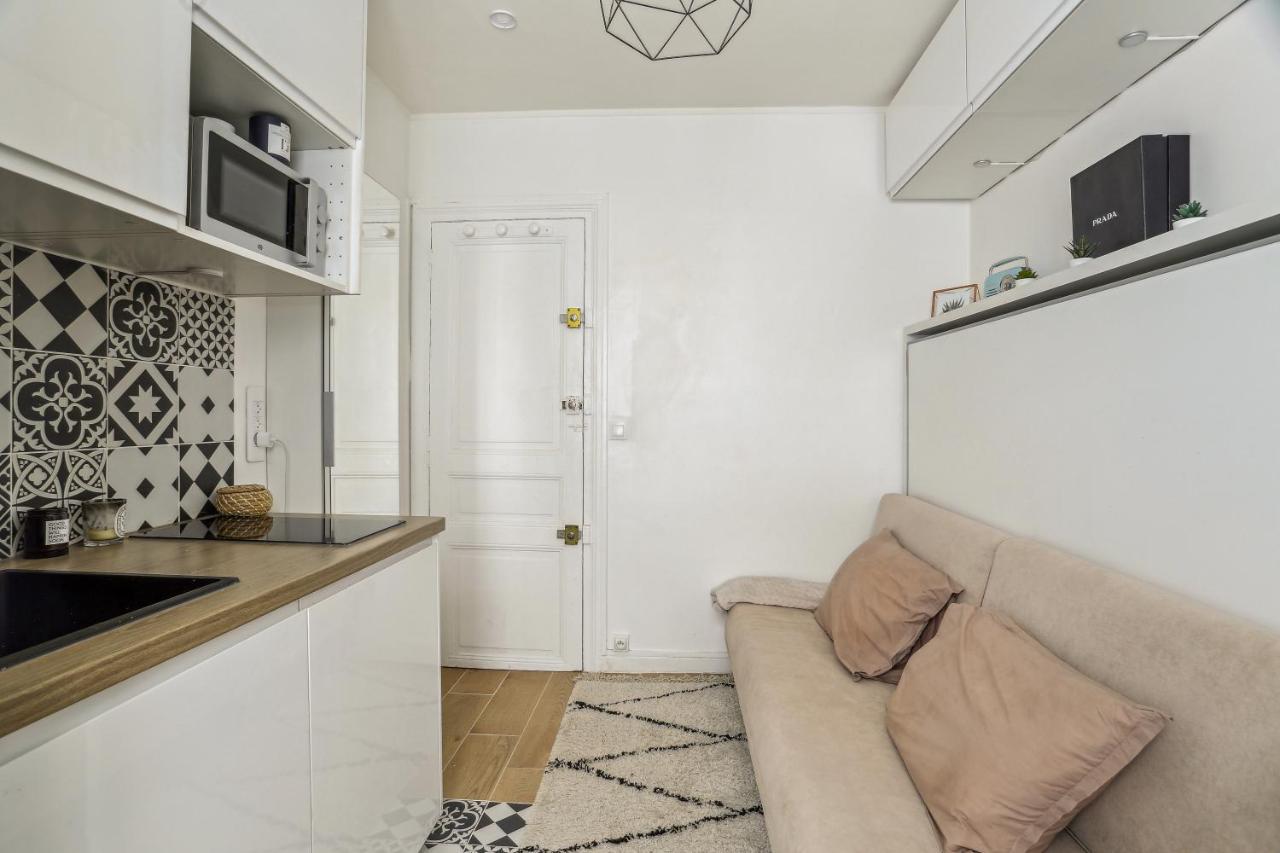 Small Comfortable Studio Near Eiffel Tower Paris Ngoại thất bức ảnh