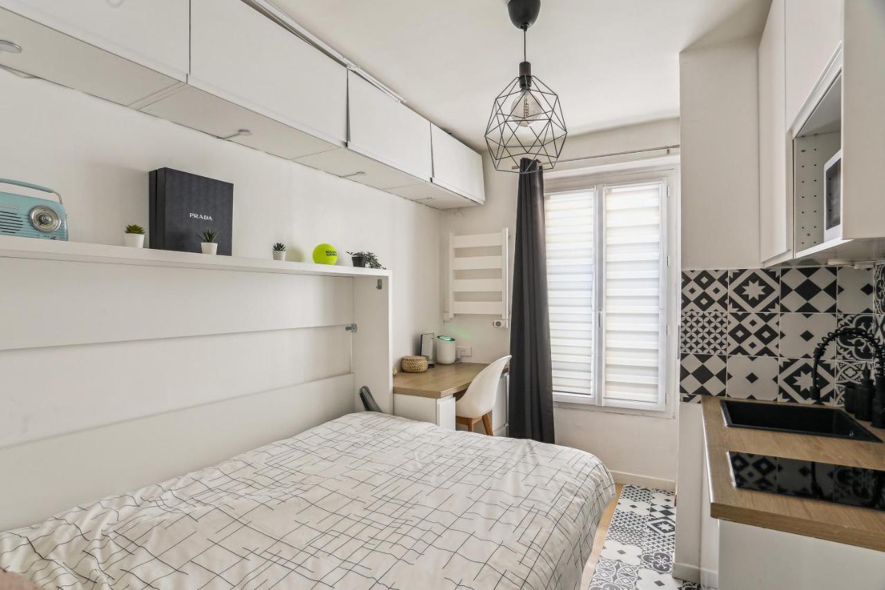 Small Comfortable Studio Near Eiffel Tower Paris Ngoại thất bức ảnh
