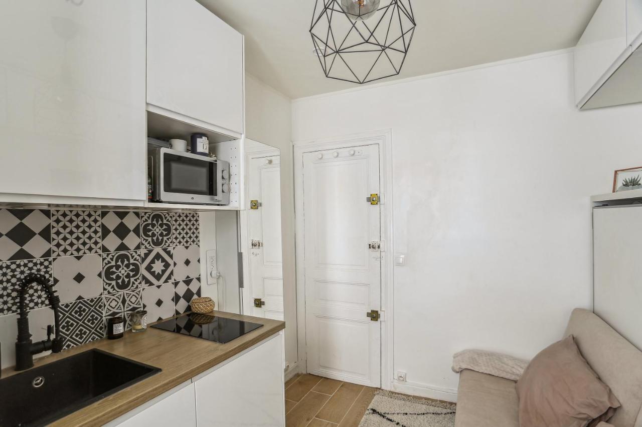 Small Comfortable Studio Near Eiffel Tower Paris Ngoại thất bức ảnh